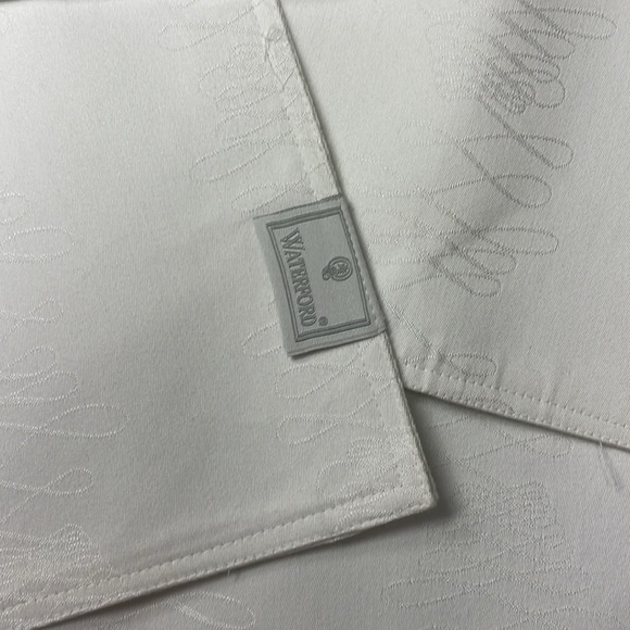 WATERFORD Maeve Placemats Set of 4 Pearl White NWT - Picture 3 of 5